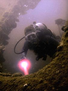 Wreck diving techniques wreck diving techniques