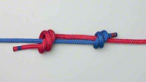 how to tie a regulator bungee necklace 1
