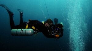 10 Tips To Horizontal Hover When Scuba Diving