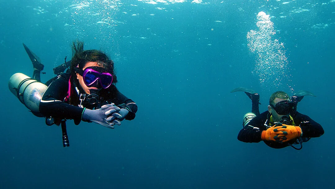 Horizontal Hover When Scuba Diving