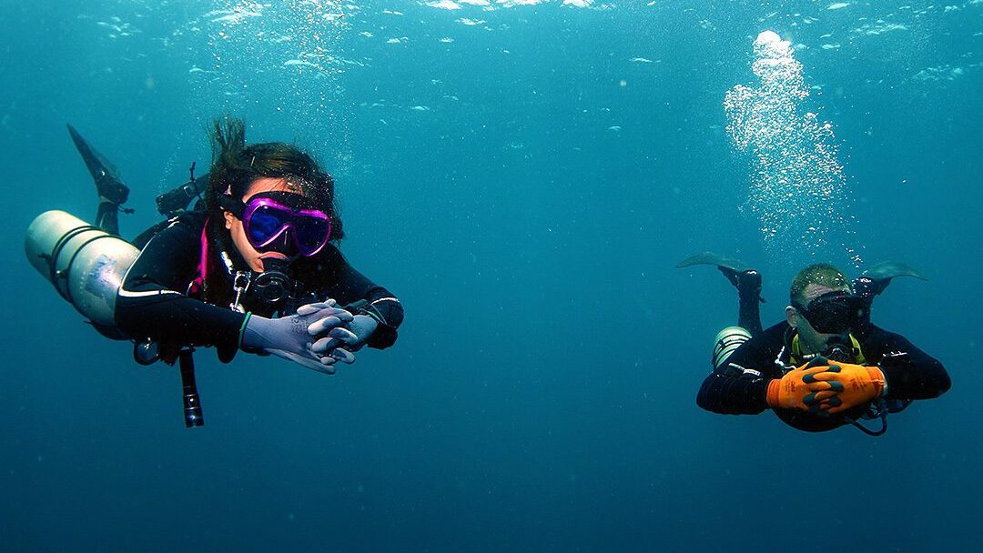 The balanced rig principle for diving ascents