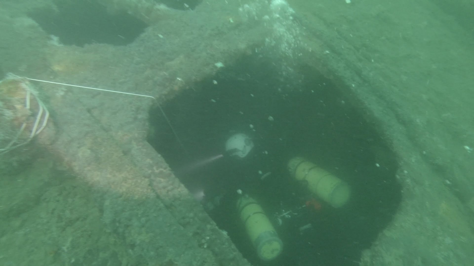 light zone inside a shipwreck