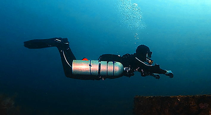 Master horizontal trim to improve diving buoyancy control