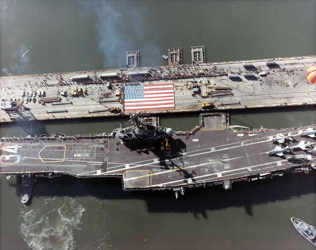 best wreck dives: USS ORISKANY, Florida, USA