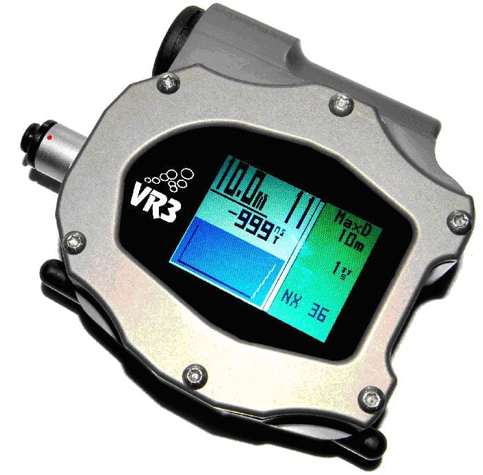 Technical diving with redundant computers as a backup. Old tech dive computer technology: the VR3