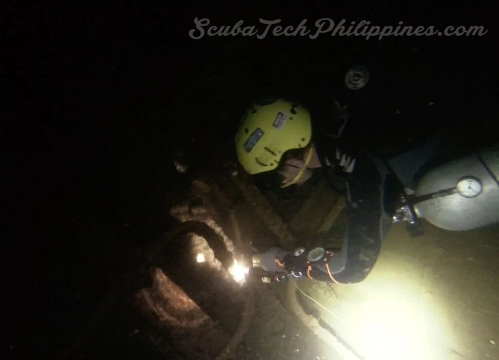 The danger of silt in advanced wreck diving
